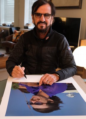 Ringo Signs Genesis Publications – Ringo Starr Signs Exclusive New Prints
